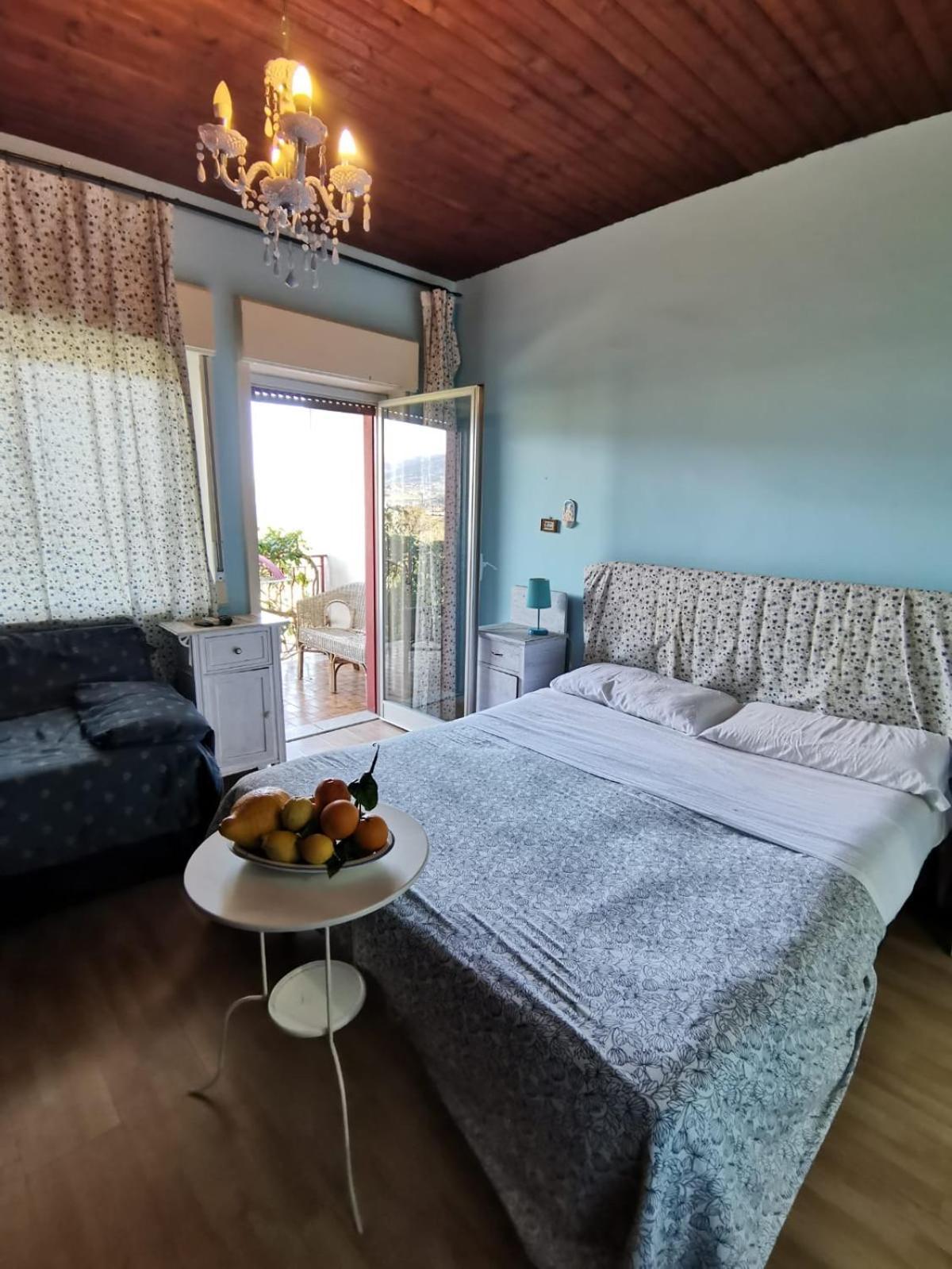 B&B Xenia Patti Buitenkant foto