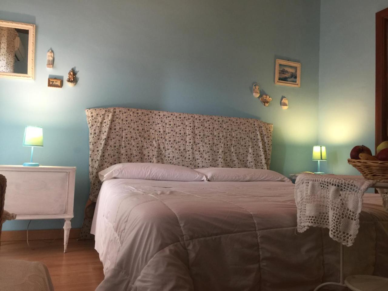 B&B Xenia Patti Buitenkant foto