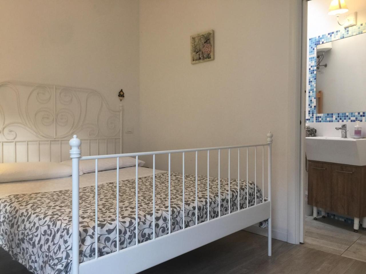 B&B Xenia Patti Buitenkant foto