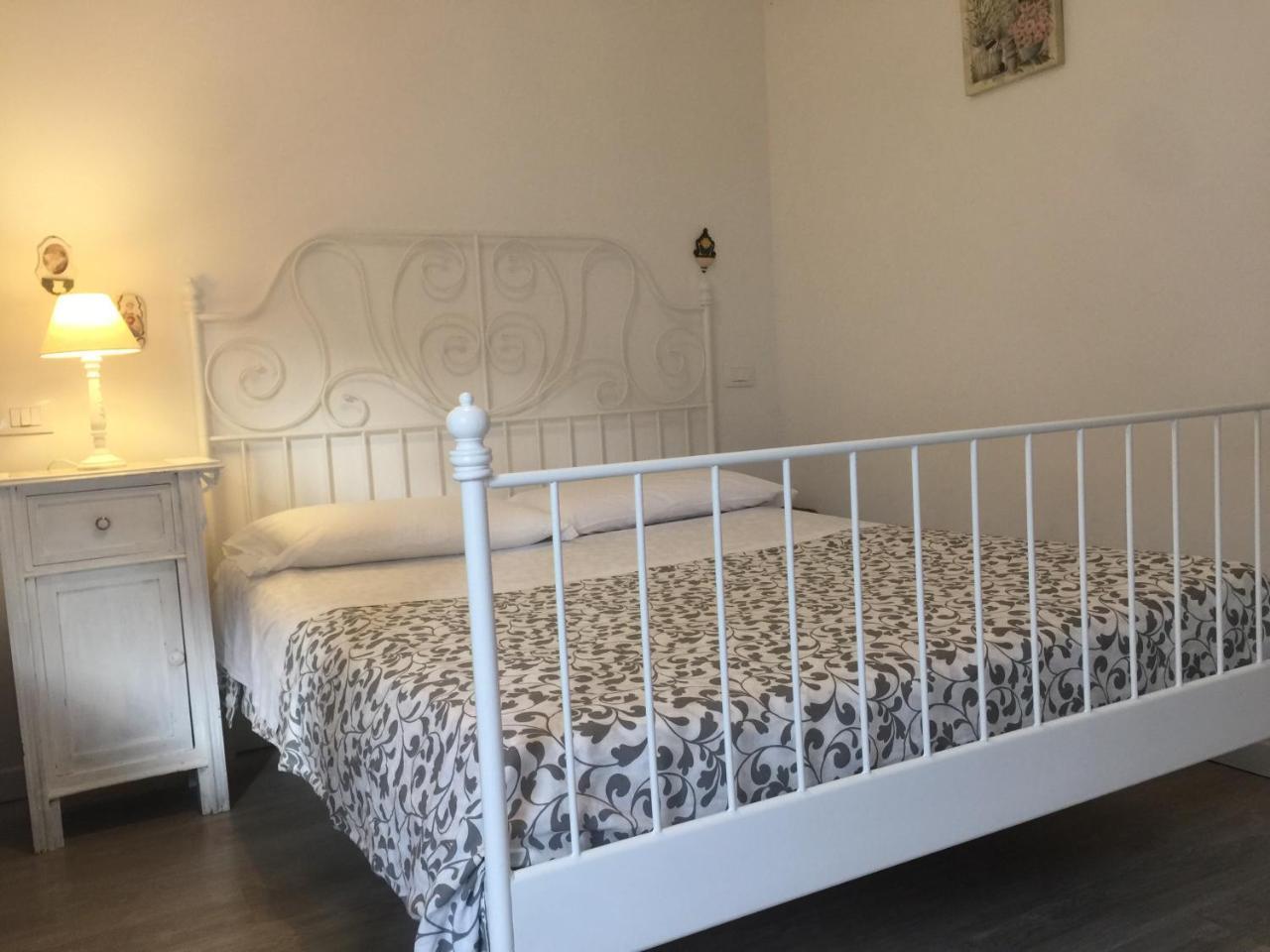 B&B Xenia Patti Buitenkant foto